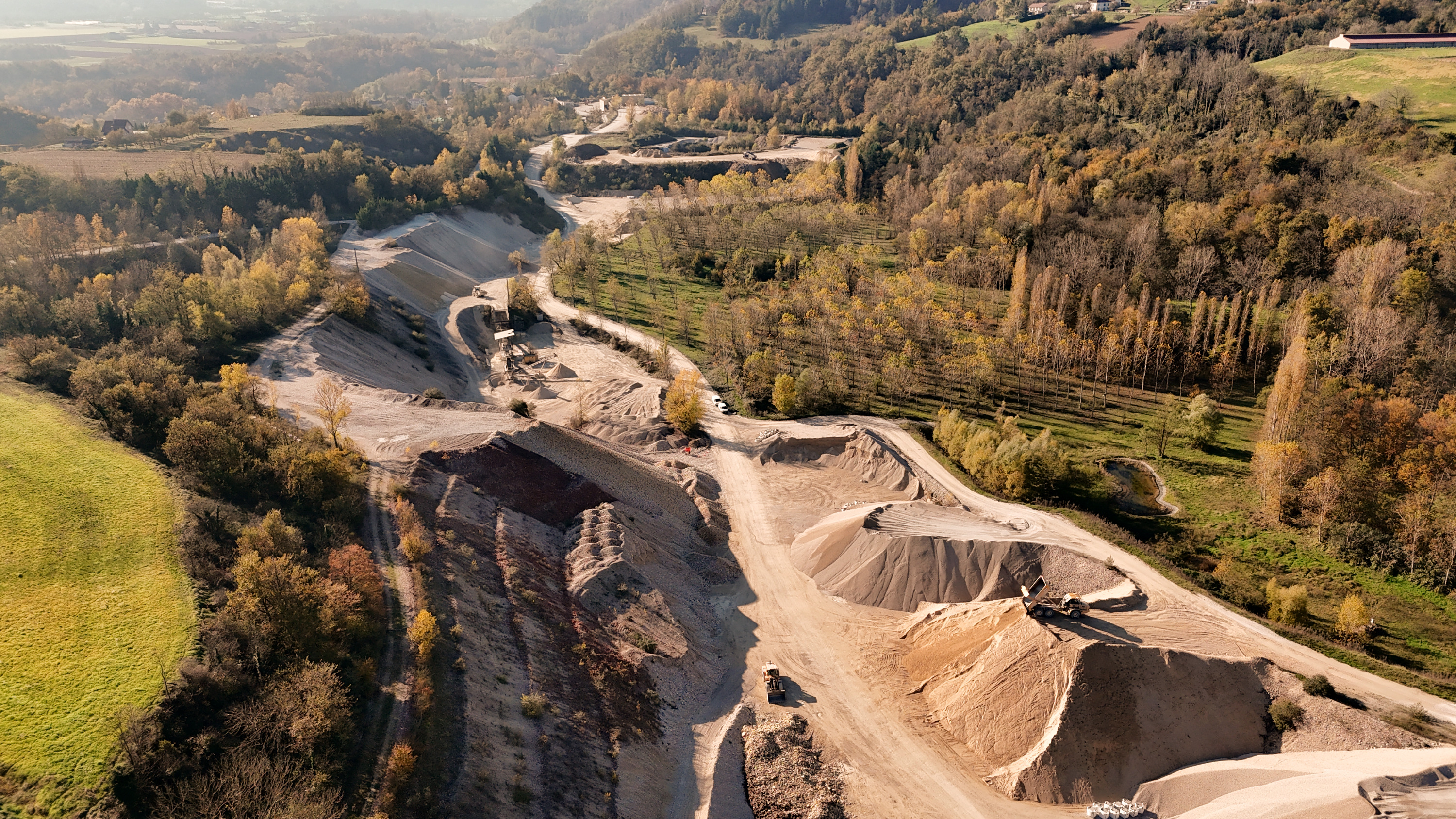 Vue aérienne par drone — carrière — RL TOPO